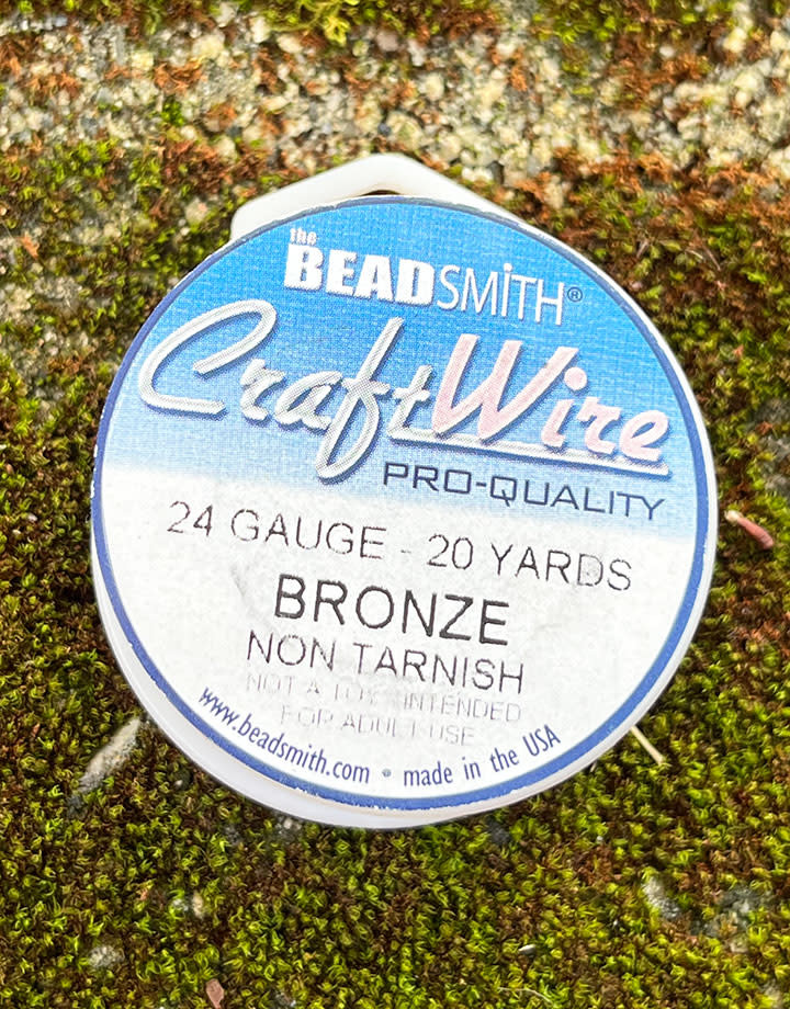WR6724B = Craft Wire Bronze Color Round 24ga 20 YARDS