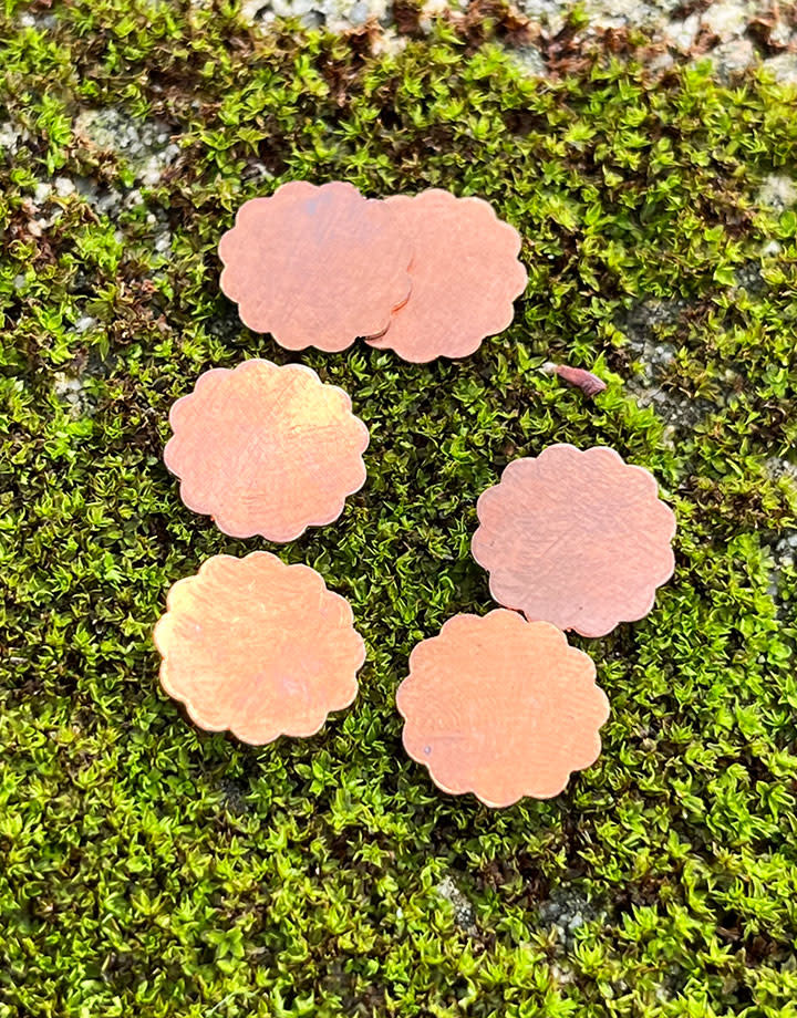 MSC71324 = Copper Shape - Flower 12mm (Pkg of 6)