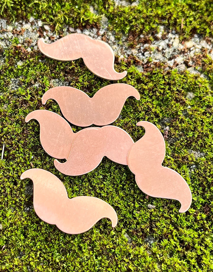 MSC59524 = COPPER SHAPE - LARGE MUSTACHE 24ga (Pkg of 6)
