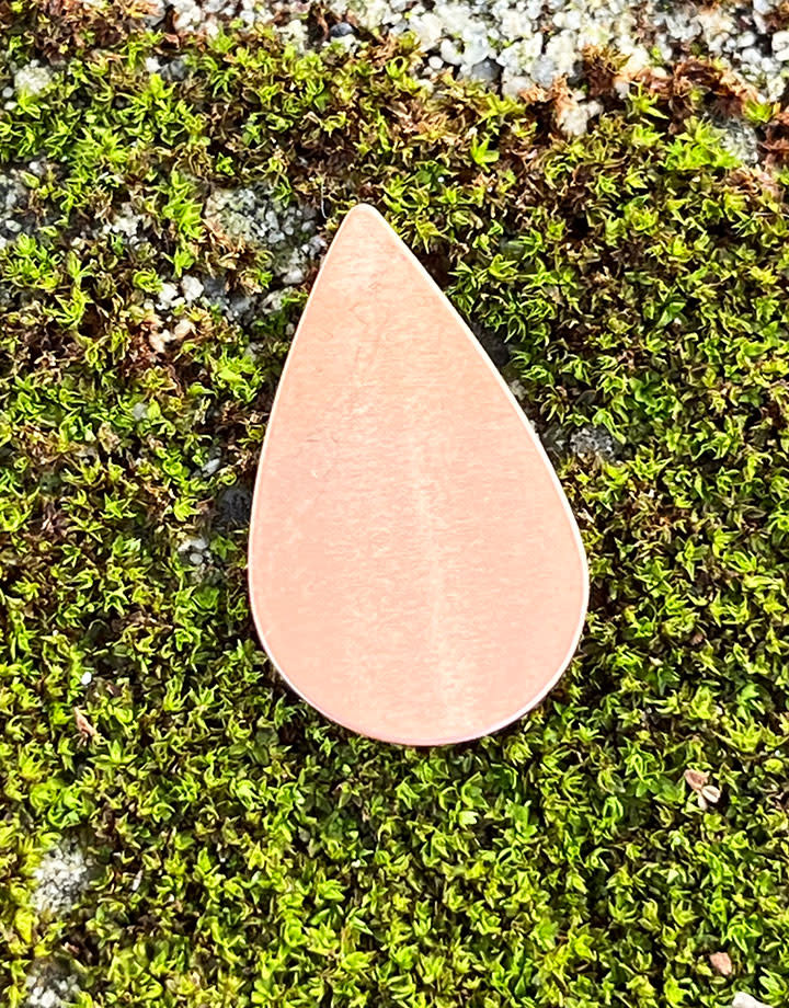 MSC59024 = COPPER SHAPE - TEARDROP 24ga 11/16'' x 1-3/16''  (Pkg of 6)