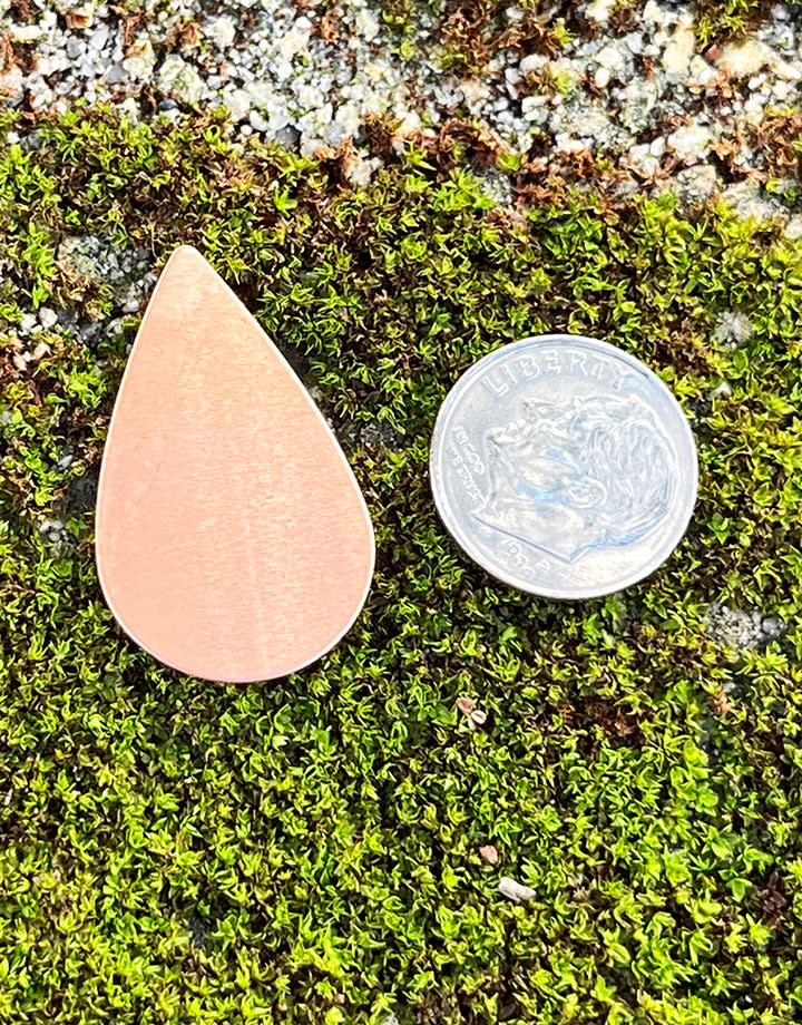 MSC59024 = COPPER SHAPE - TEARDROP 24ga 11/16'' x 1-3/16''  (Pkg of 6)