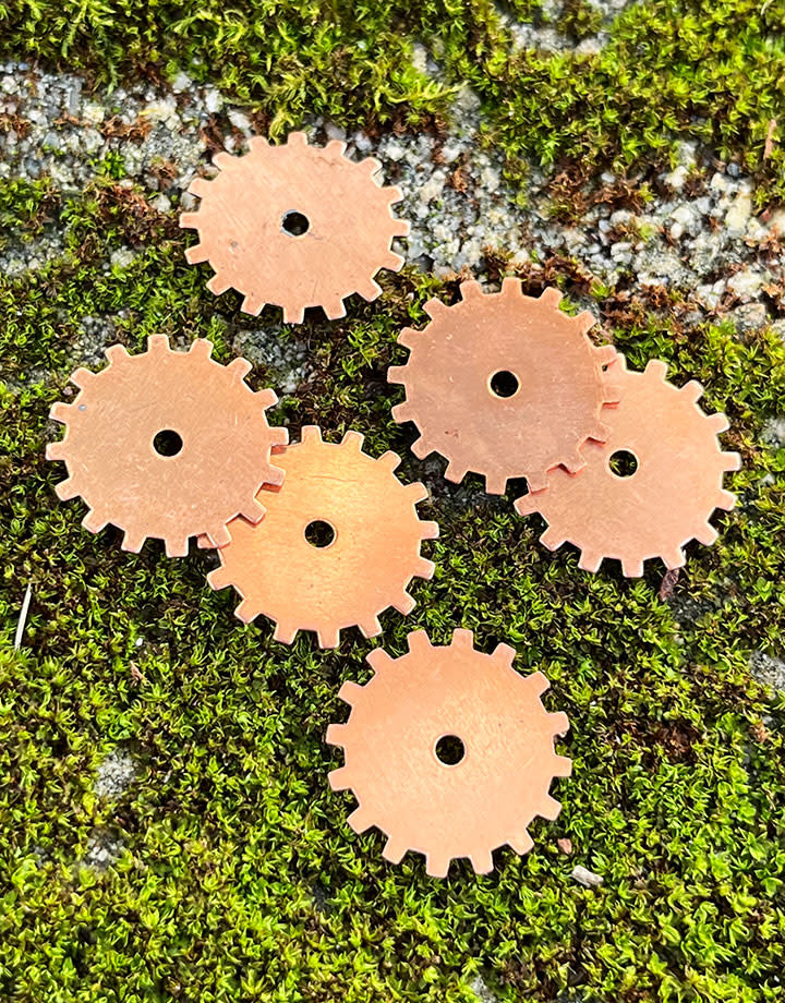MSC56224 = COPPER SHAPE - GEAR SOLID  24ga 3/4'' (Pkg of 6)