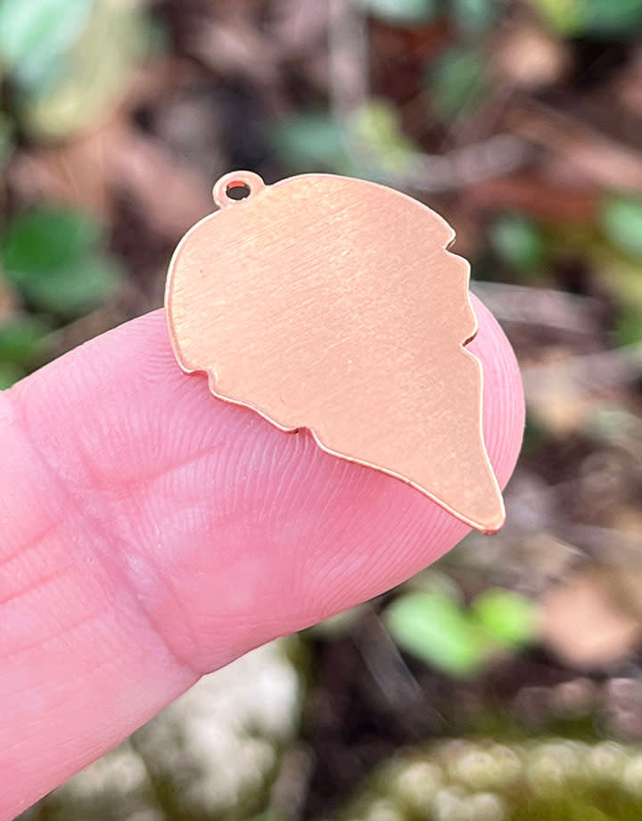 MSC55124 = COPPER SHAPE - LEAF with RING 24ga 27mm x 18mm  (Pkg of 6)