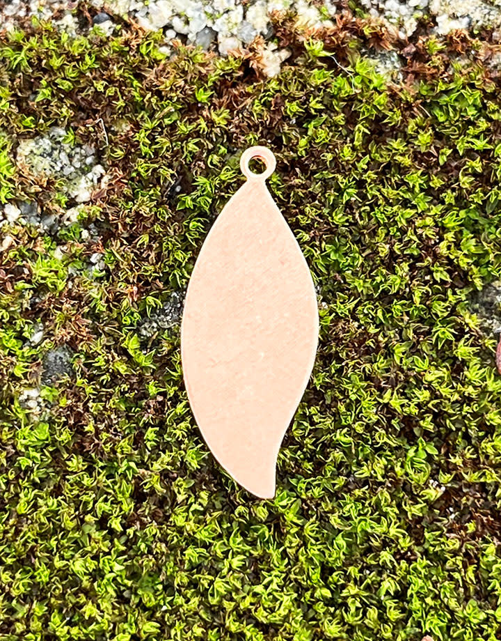 MSC55024 = COPPER SHAPE - LEAF with RING 24ga 1-1/8'' x 3/8'' (Pkg of 6)