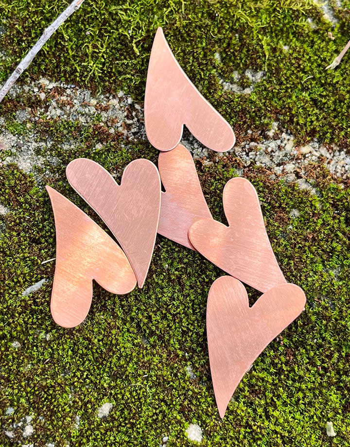MSC42624 = COPPER SHAPE - HEART 24 ga 1-7/16'' x 1''   (Pkg of 6)