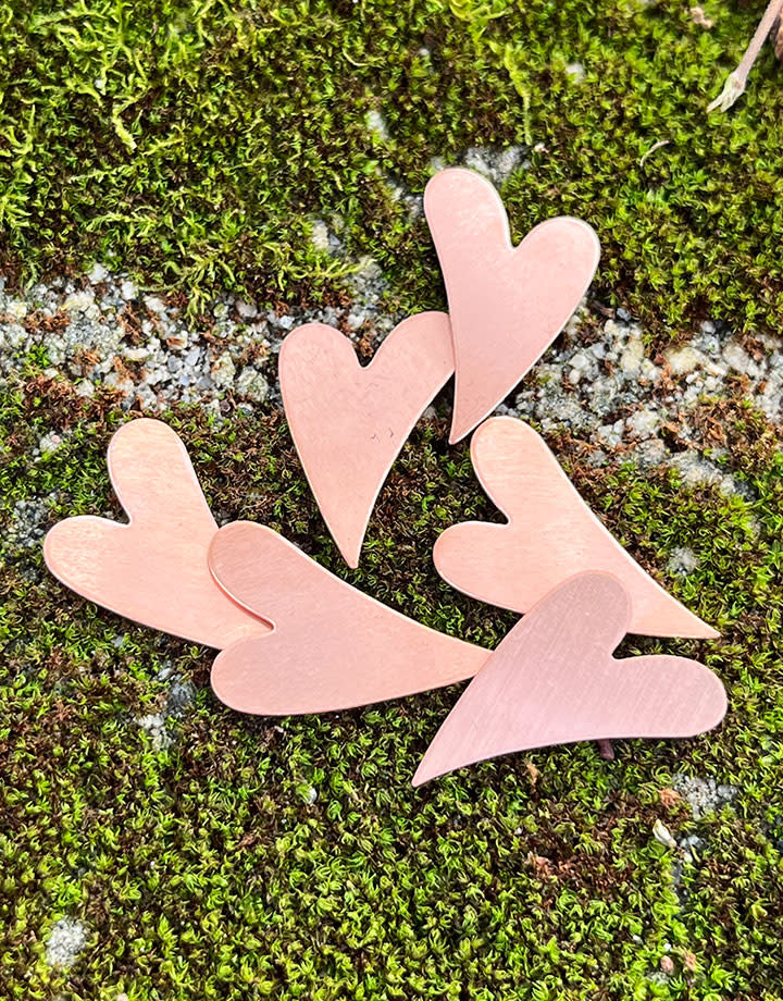 MSC42724 = COPPER SHAPE - HEART 24ga 1'' x 5/8'' (Pkg of 6)