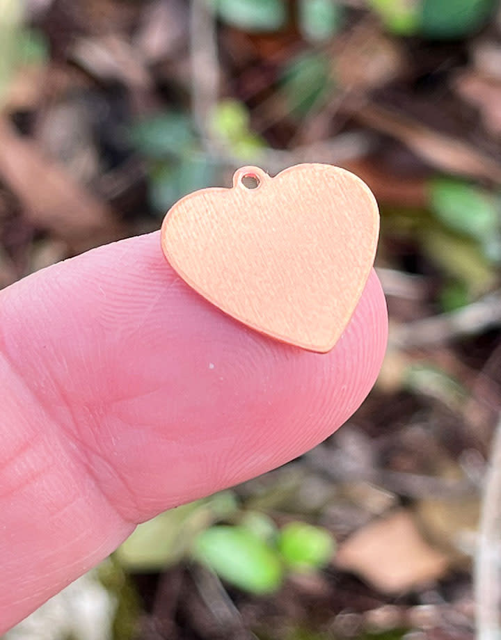 MSC42924 = COPPER SHAPE - HEART with LOOP 24ga 5/8'' x 5/8'' (Pkg of 6)