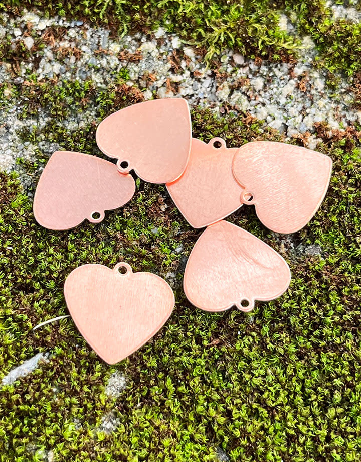 MSC42924 = COPPER SHAPE - HEART with LOOP 24ga 5/8'' x 5/8'' (Pkg of 6)