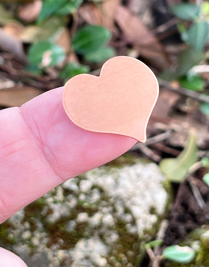 MSC43024 = COPPER SHAPE - HEART 24ga 13/16'' x 7/8''  (Pkg of 6)