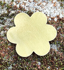 MSBR40724 = BRASS SHAPE - FLOWER 1-5/16'' 24ga (Pkg of 6)