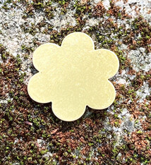MSBR40624 = BRASS SHAPE - FLOWER 7/8''  24ga (Pkg of 6)