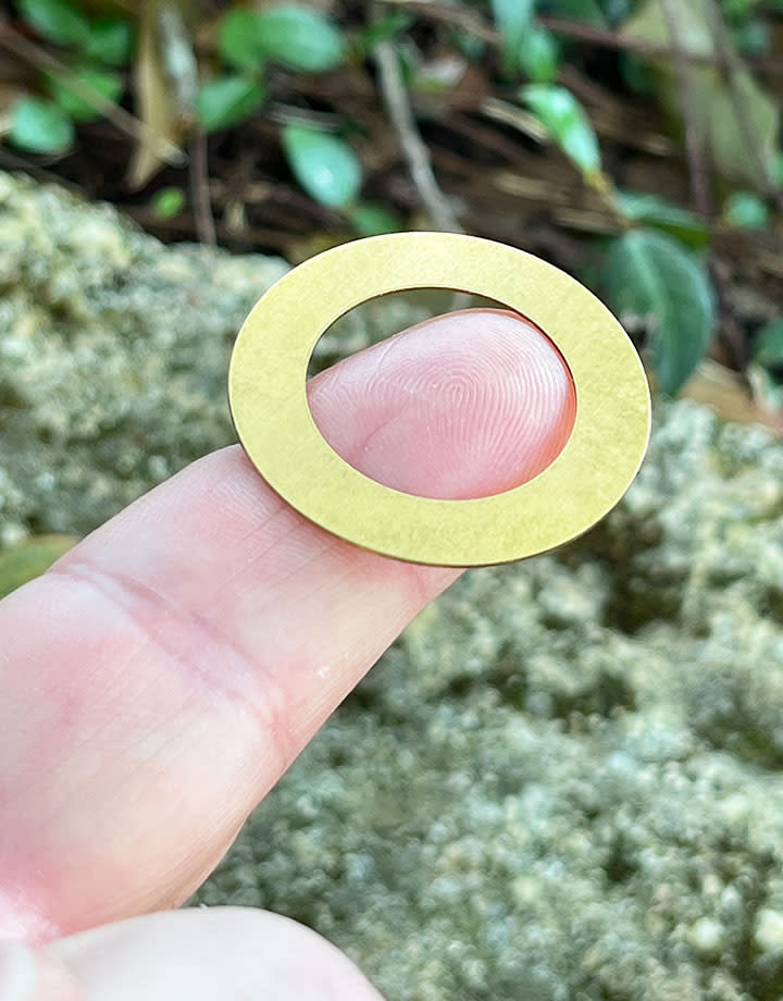 MSBR18324 = BRASS WASHER 24ga 1-3/8'' diameter (Pkg of 6)