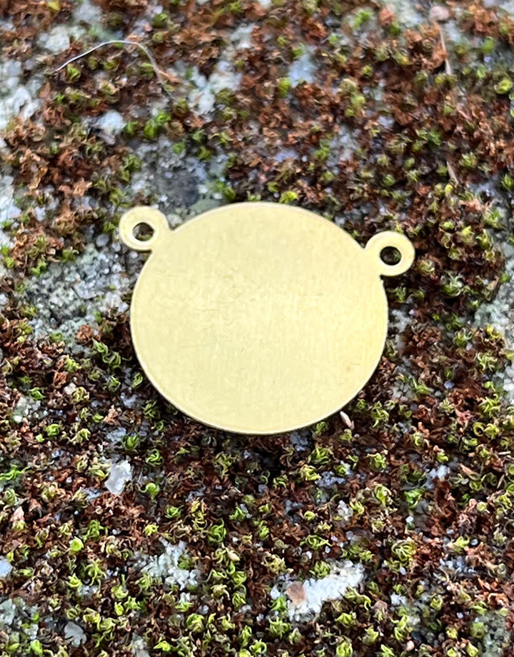 MSBR11824 = BRASS SHAPE - ROUND with 2 RINGS 15mm 24ga (Pkg of 6)