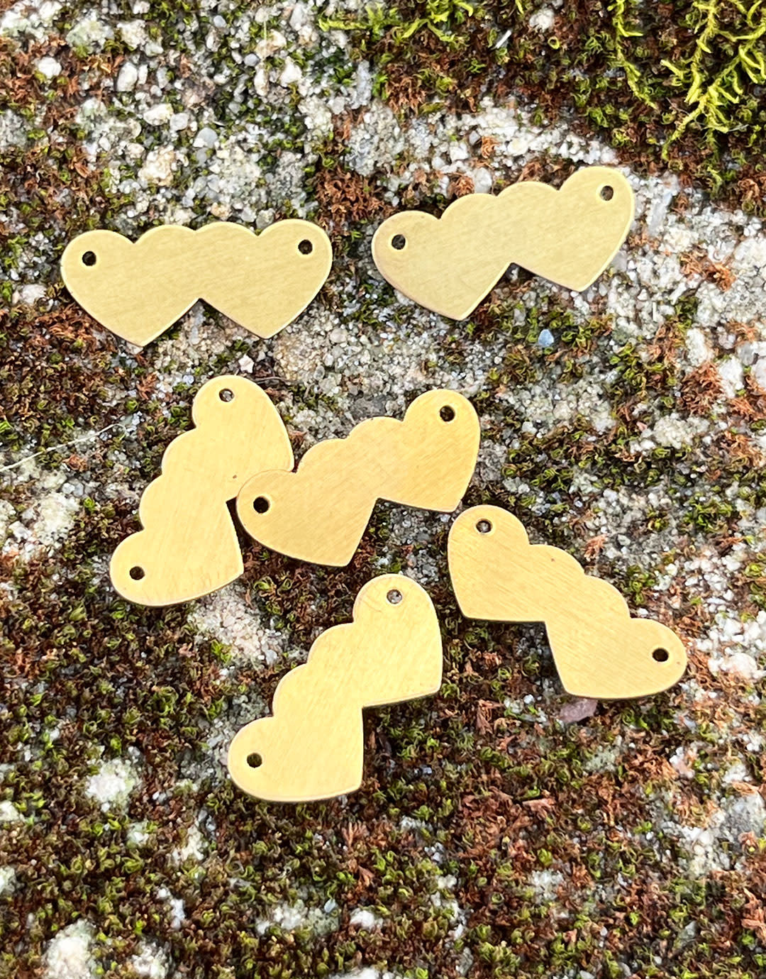 MSBR70624 = Brass Shape - Double Heart with Holes 8 x 18mm (Pkg of 6)