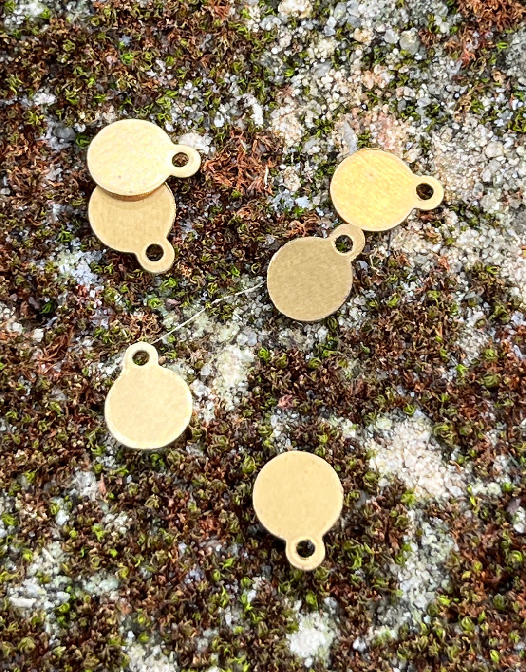 MSBR72024 = Brass Shape - Circle with Ring 6 x 7.5mm (Pkg of 6)