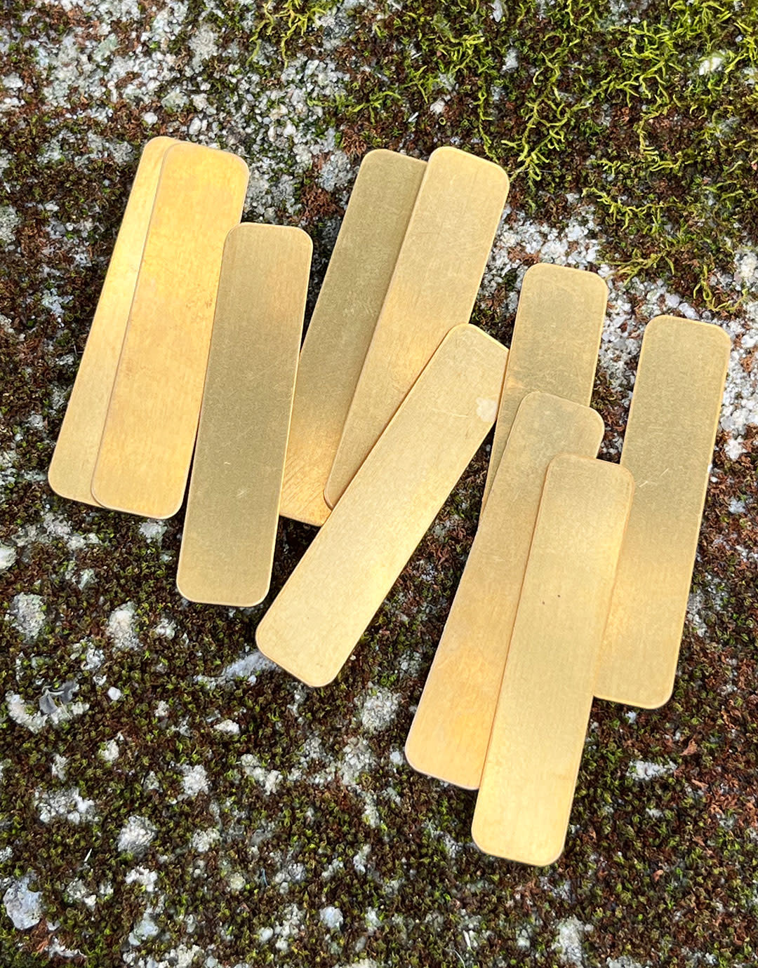 MSBR72724 = Brass Shape - Rectangle 9.5 x 45mm (Pkg of 10)