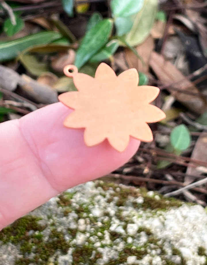 MSC40924 = COPPER SHAPE - FLOWER with RING 24ga 1''  (Pkg of 6)