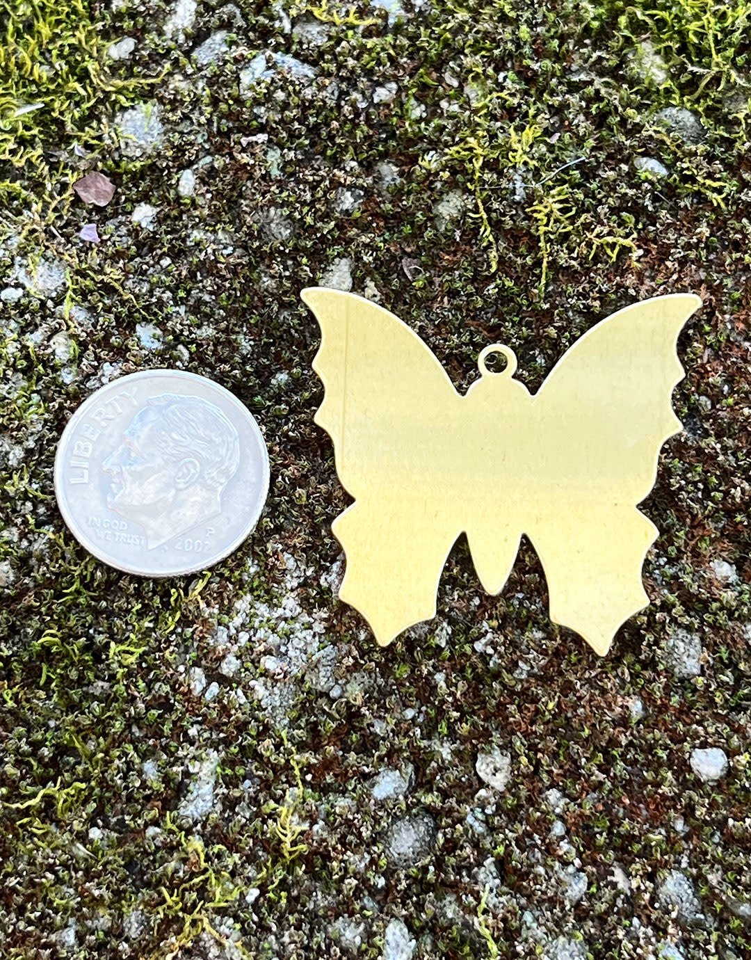 MSBR54124 = BRASS SHAPE - BUTTERFLY 1-3/8 x 1-5/16''  24ga (Pkg of 6)
