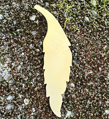 MSBR57124 = BRASS SHAPE - LEAF 2-5/16''  24ga (Pkg of 6)