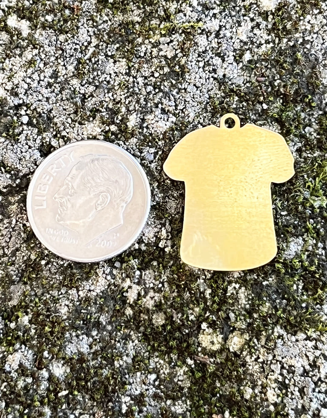 MSBR59824 = BRASS SHAPE - SMALL T-SHIRT with RING 24ga (Pkg of 6)
