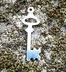 MSS2463 = Sterling Stamping KEY 28.9 x 8mm with TOP LOOP (24ga)