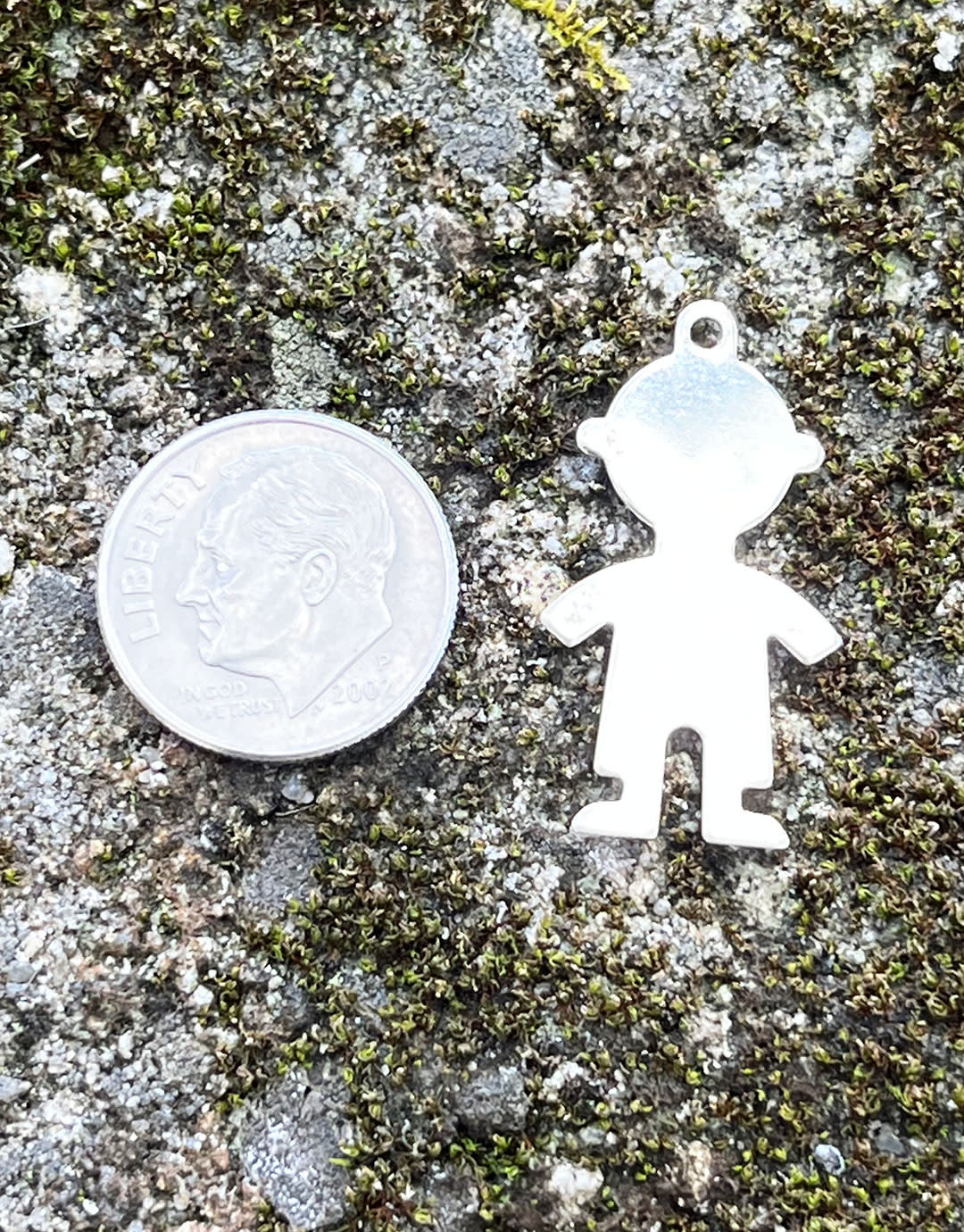 MSS2468 = Sterling Stamping CHILD 24.8 x 14.9mm (24ga)