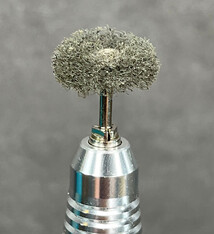 17.901 = Satin Finish Buff 3/4'' Fine Mounted  (Pkg of 3)