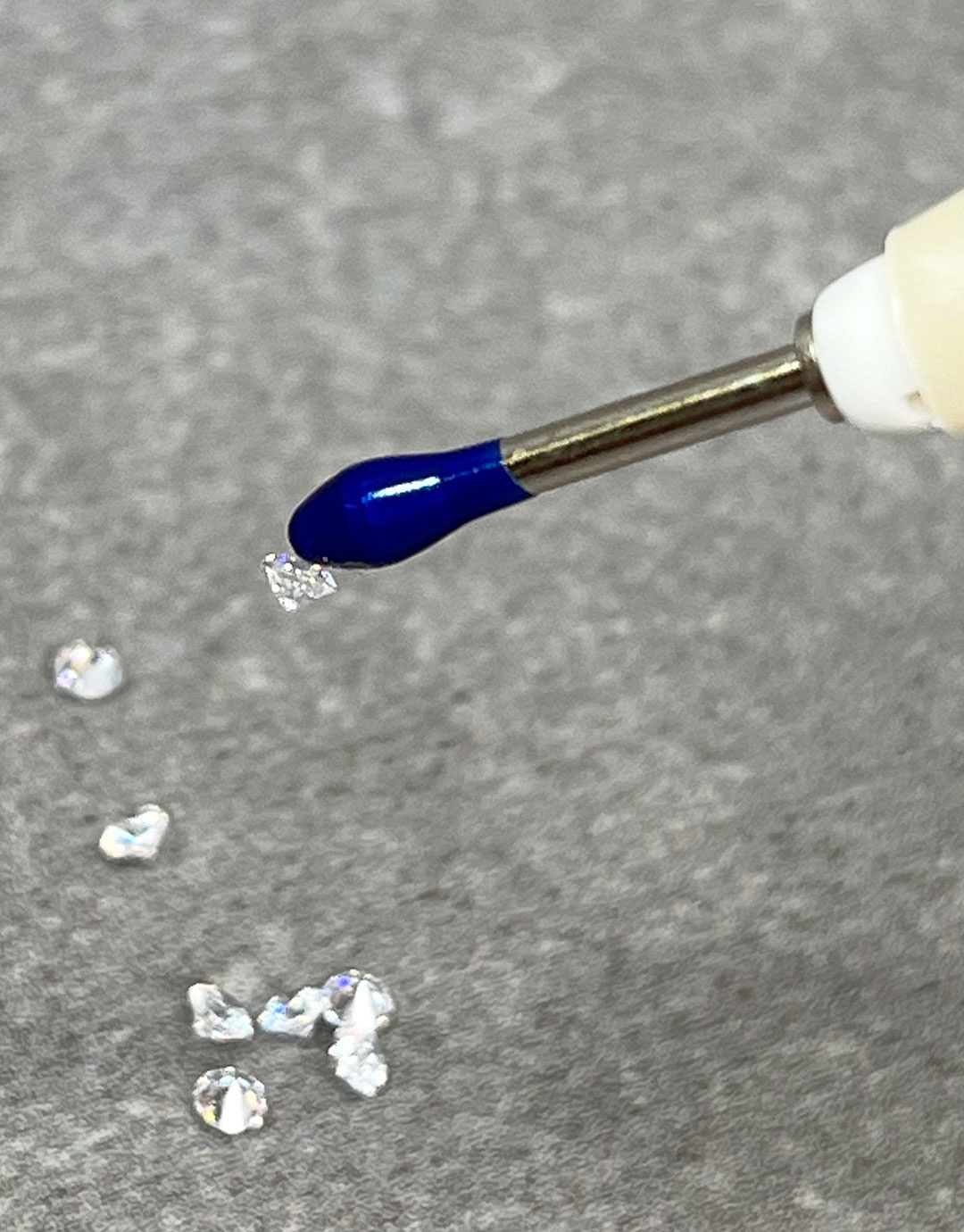 Gem Gripper