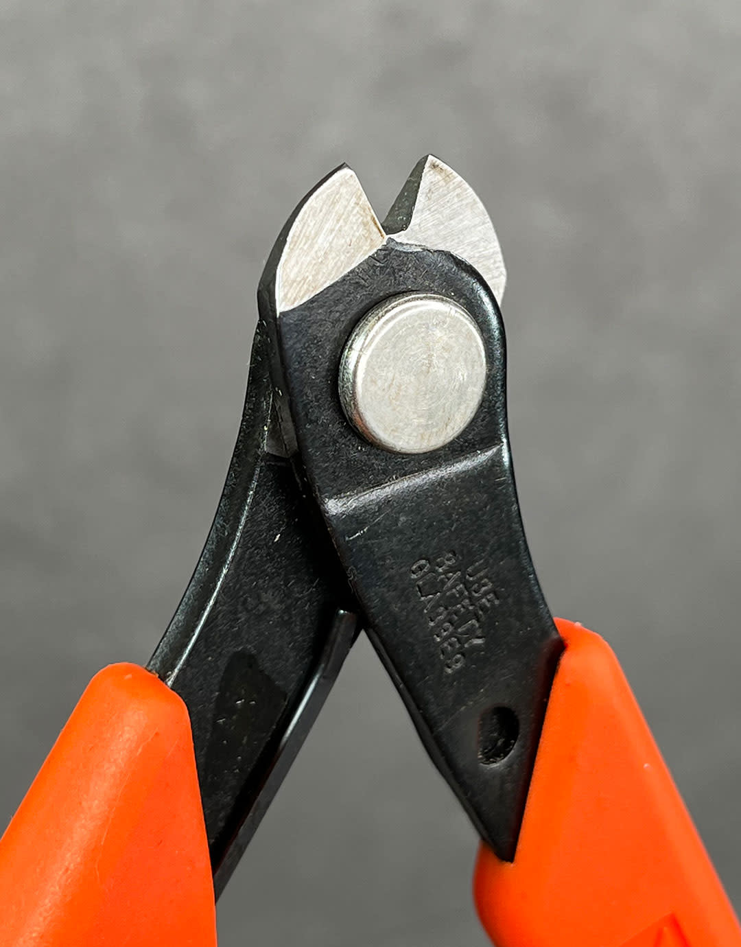 Xuron PL42194 = Xuron Hard Wire Cutter with Tapered Head