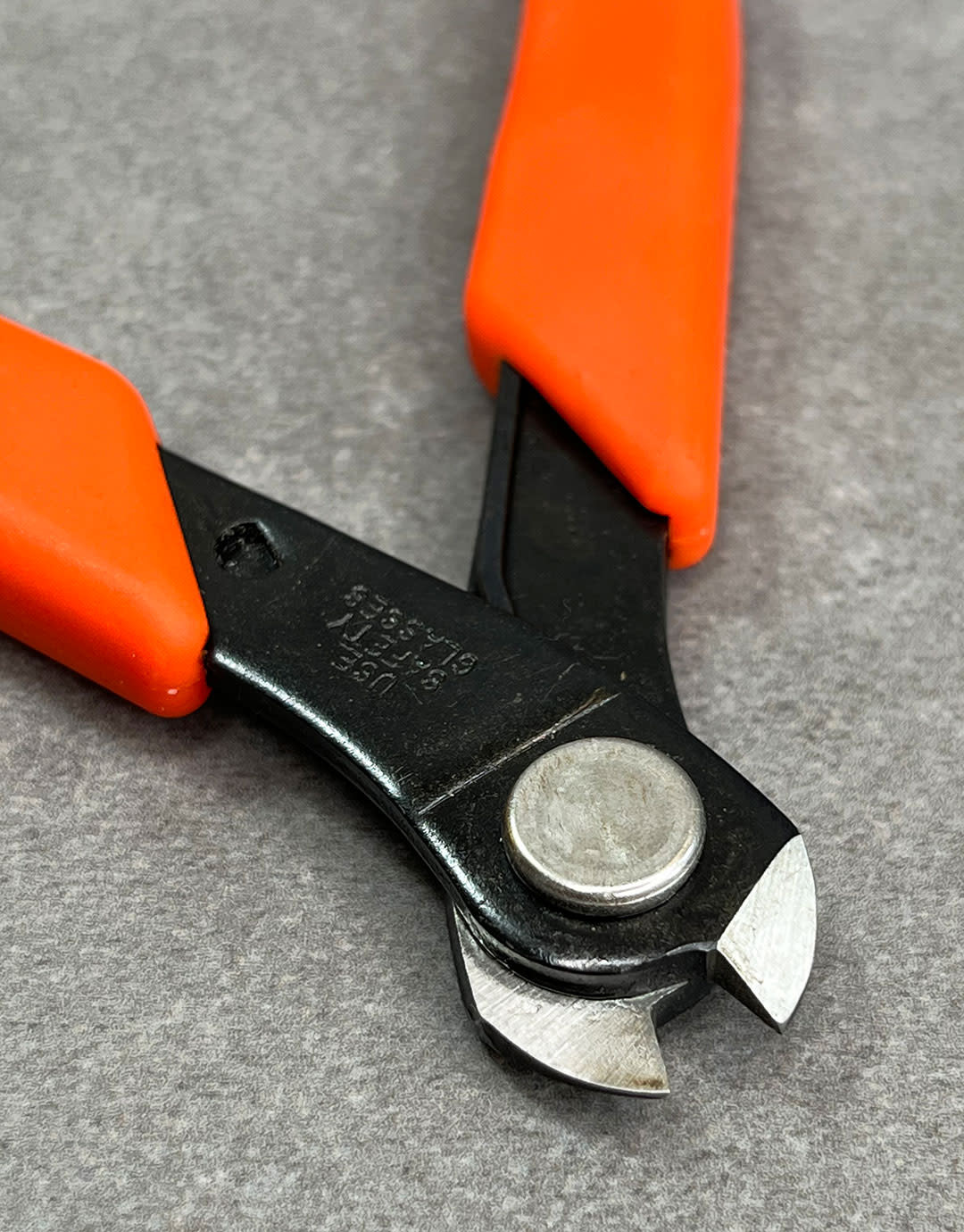 Xuron PL42194 = Xuron Hard Wire Cutter with Tapered Head