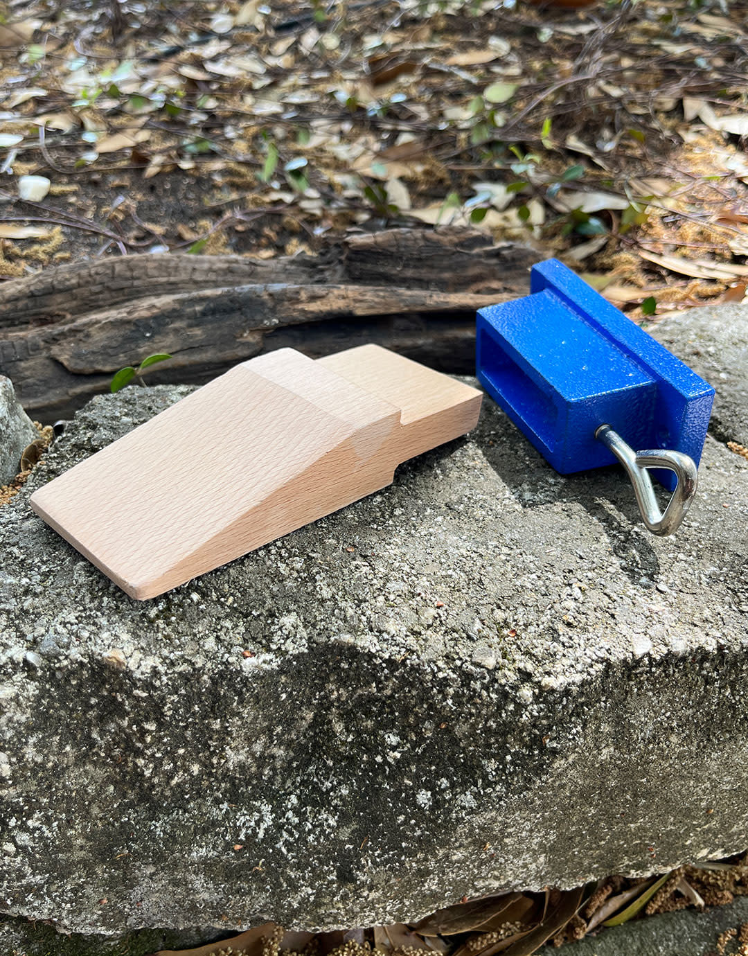 13.320 = Wood Bench Pin with Metal Holder