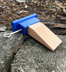 AN320 = Wood Bench Pin with Metal Holder