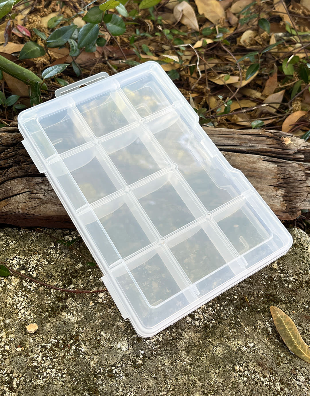 BX8721 = Storage Box  7-1/8 x 5 x 1-1/4'' deep with 11 Compartments