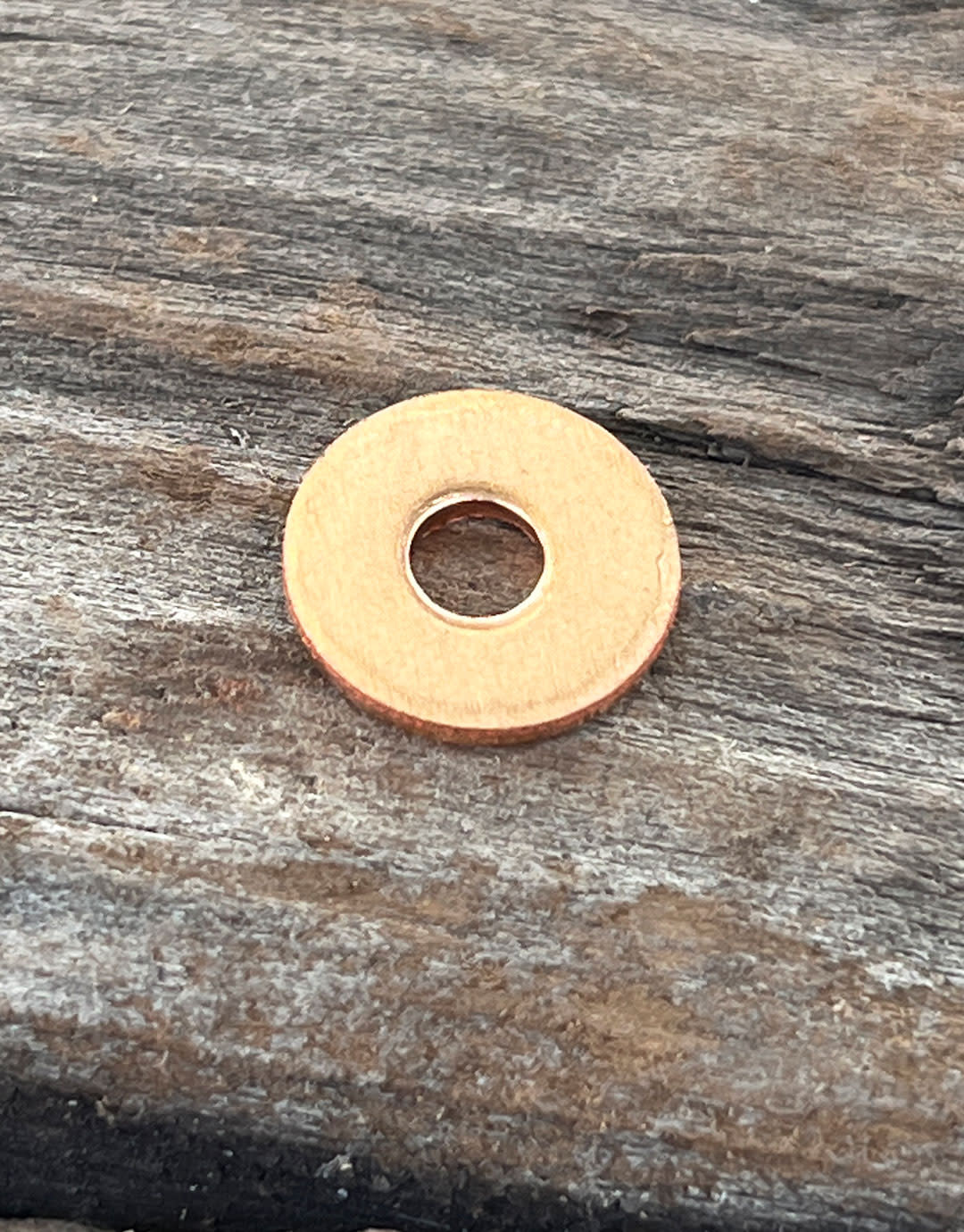 MSC16219 = Copper Washer 10.3mm Dia with 3.5mm Hole (19ga) (Pkg of 24)