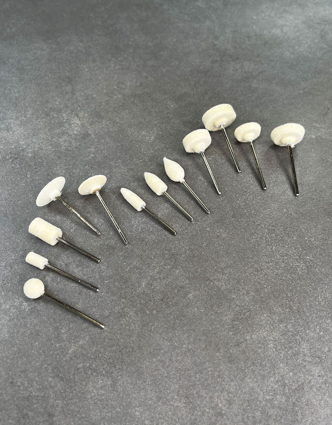 KIT202 = Mini Mounted Felt Buff Kit (12pcs)