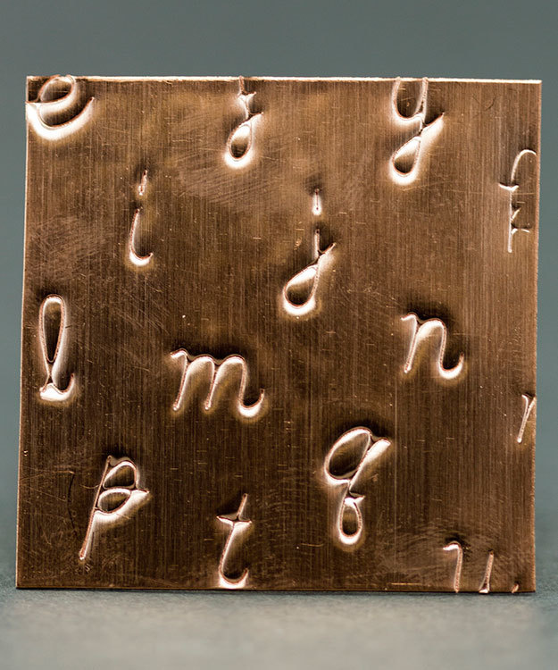 EM4016 = Sizzix Decotech Die - LOWERCASE HANDWRITING by Vintaj