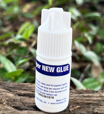 CE320 = NEW GLUE BRAND SUPER GLUE 3g BOTTLE