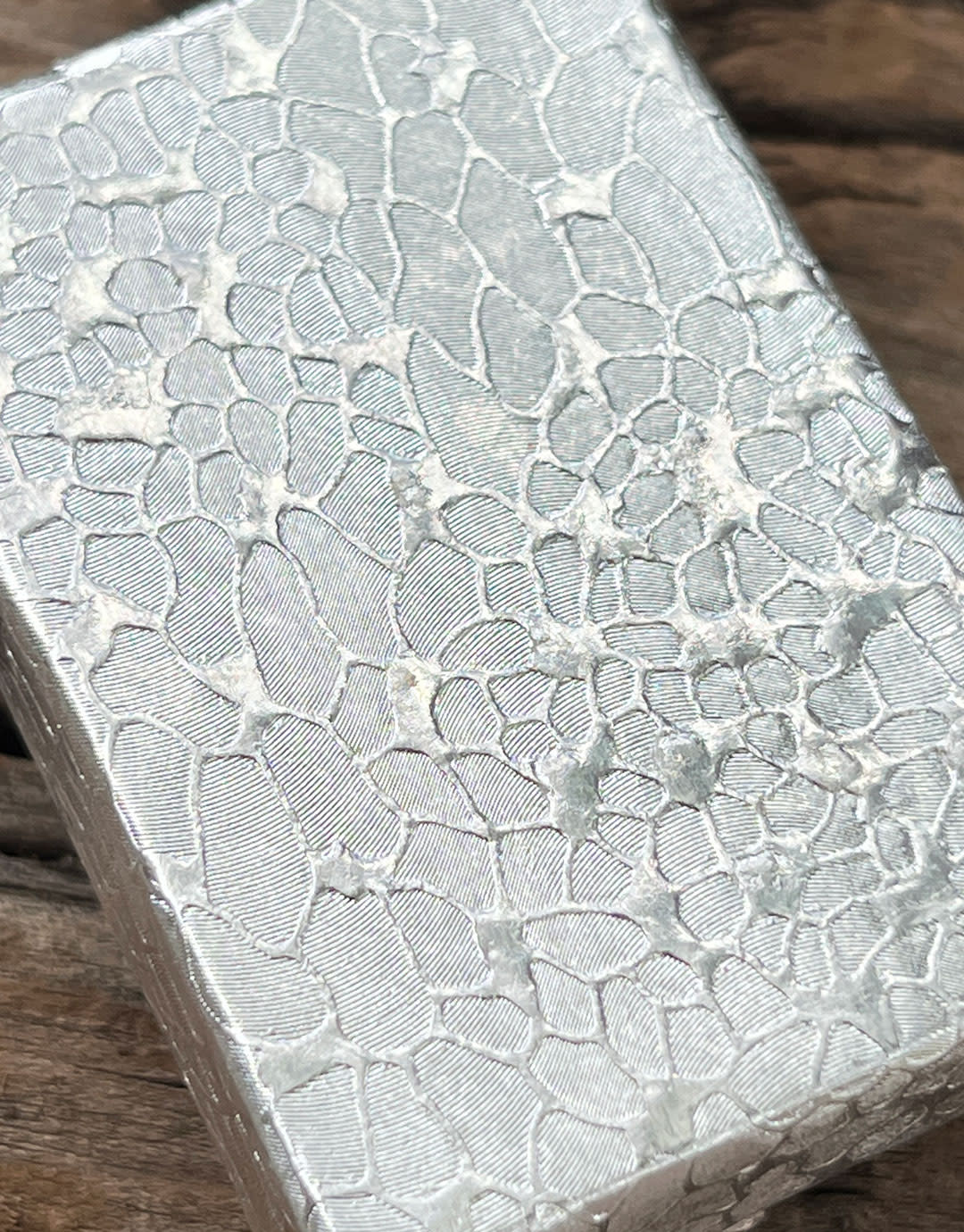 DBX2810S = BOXES - COTTON FILLED SILVER FOIL 1-7/8 x 1-1/4 x 5/8'' CASE 100