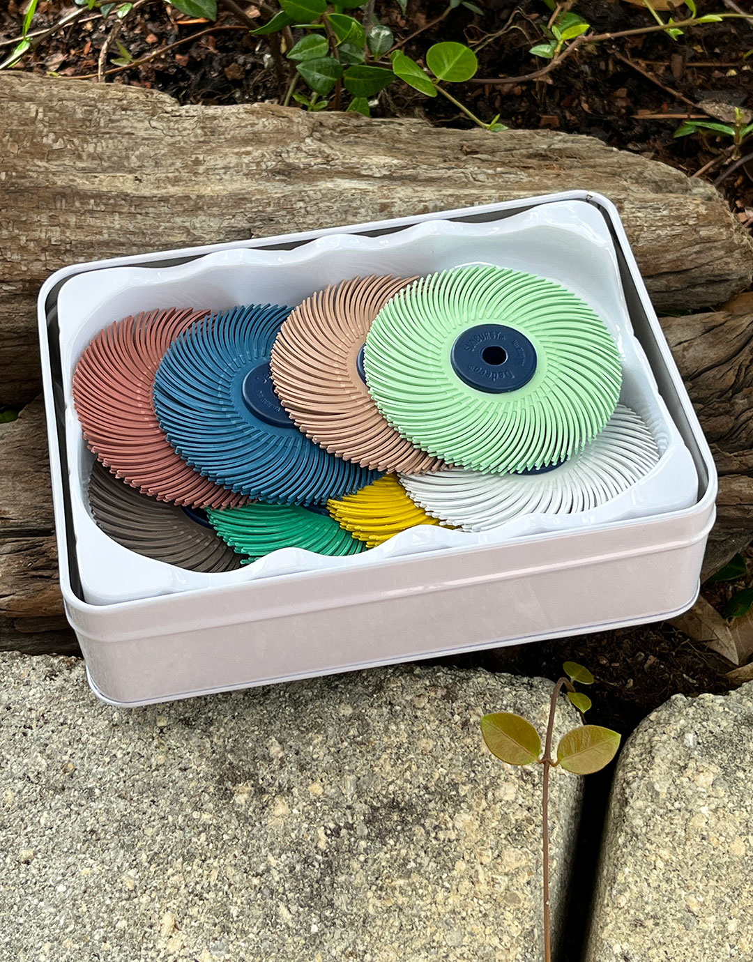 Dedeco 3" Sunburst 3-Ply Mounted Radial Disc