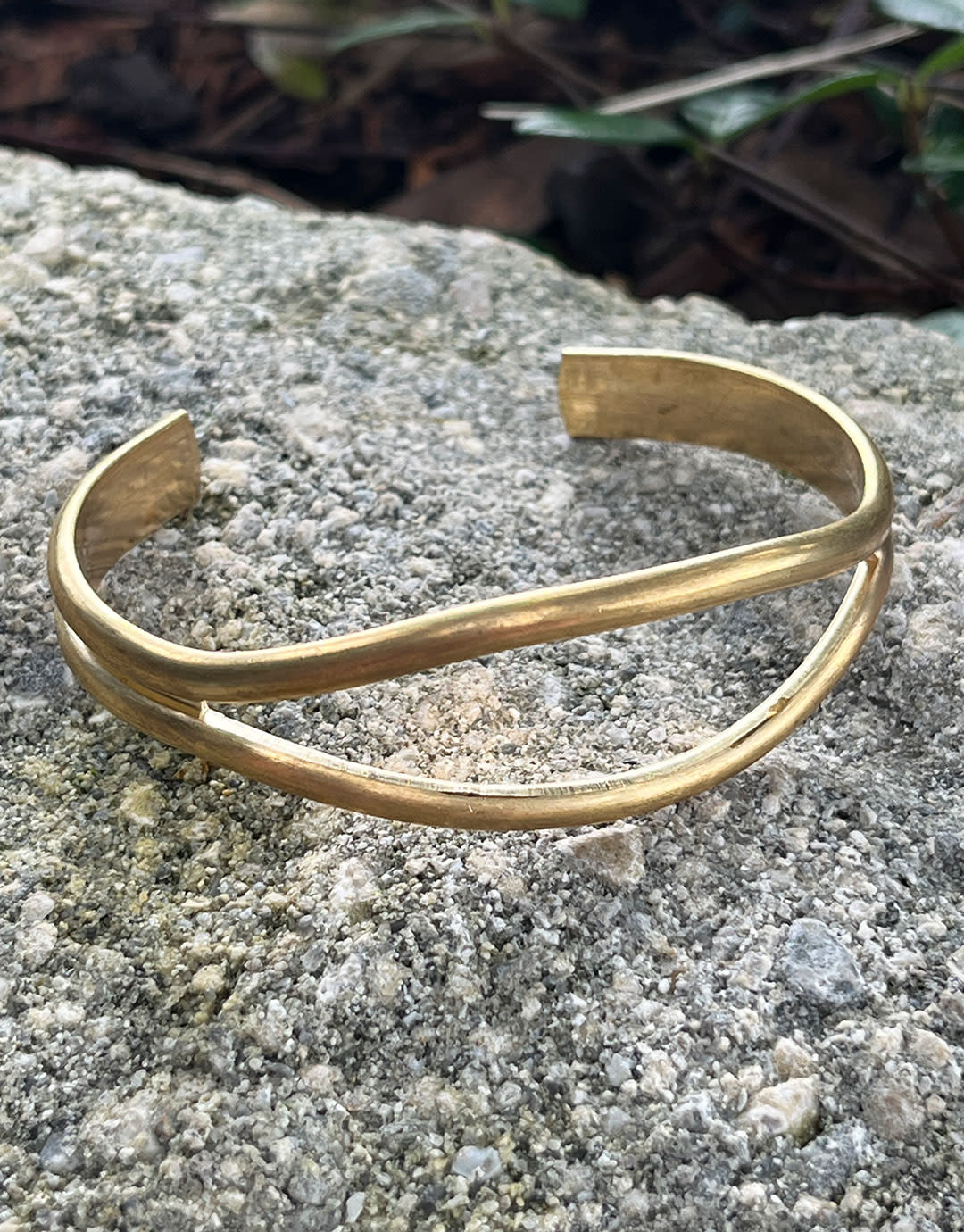 MSBR1039 = Brass Bracelet Cuff Open Eye 2'' x 3/4'' Wide