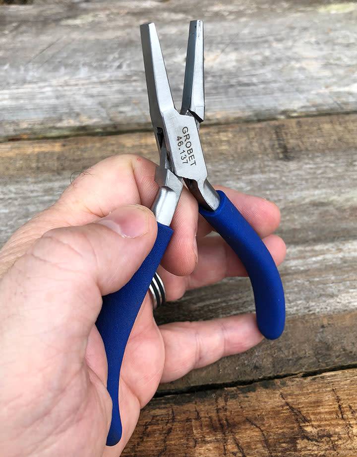 PL6437 = Economy Bending Plier HALF ROUND/FLAT