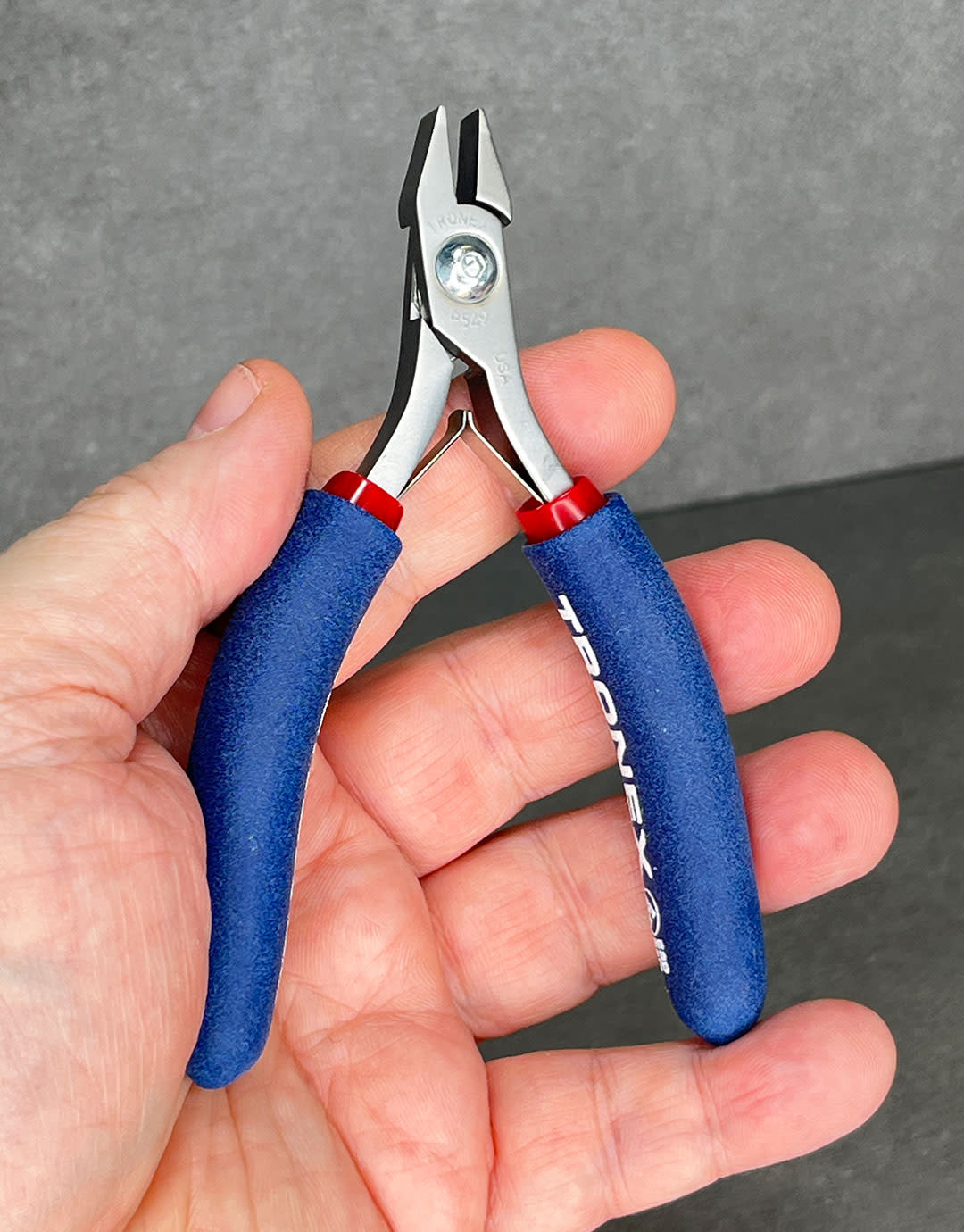 Tronex PL30549 = Tronex 549 Medium Stubby Chain Nose Pliers - Short Handle