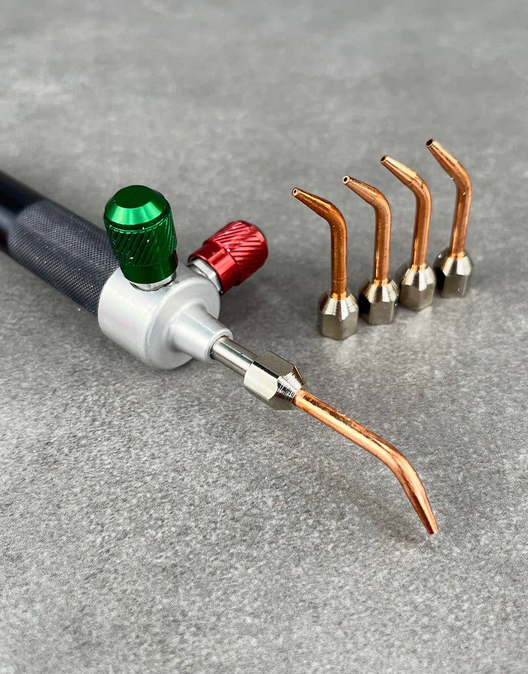 BT2702 = Smith Little Torch Kit with Tips #3 thru #7