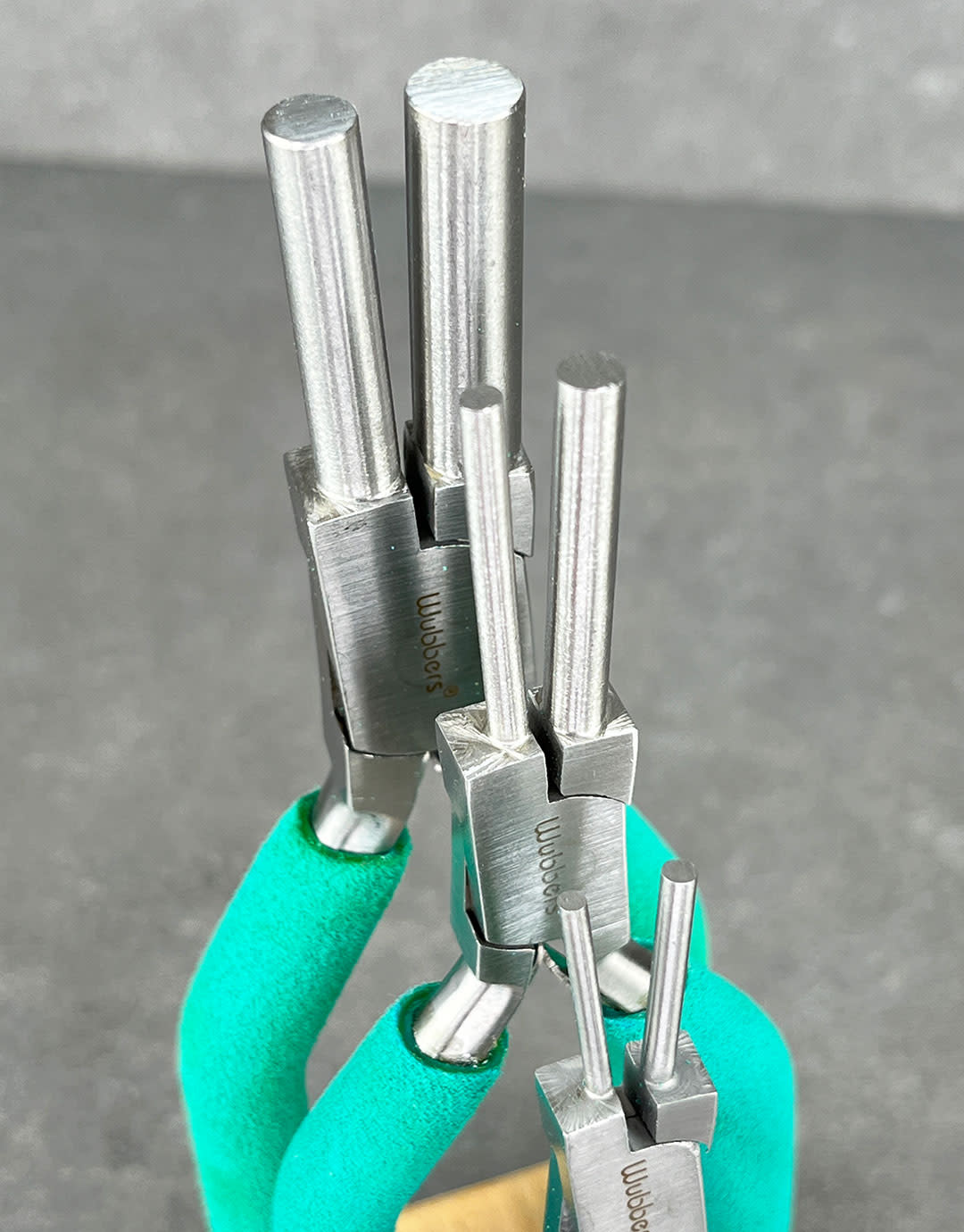 Wubbers PL6094 = Wubber Bail Making Plier Set with Stand 3pcs