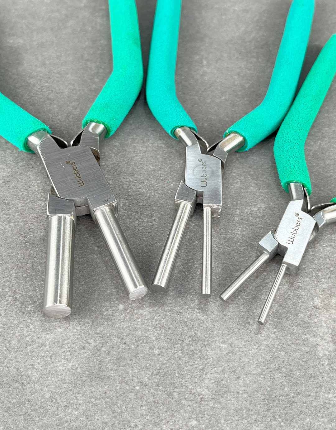 Wubbers PL6094 = Wubber Bail Making Plier Set with Stand 3pcs