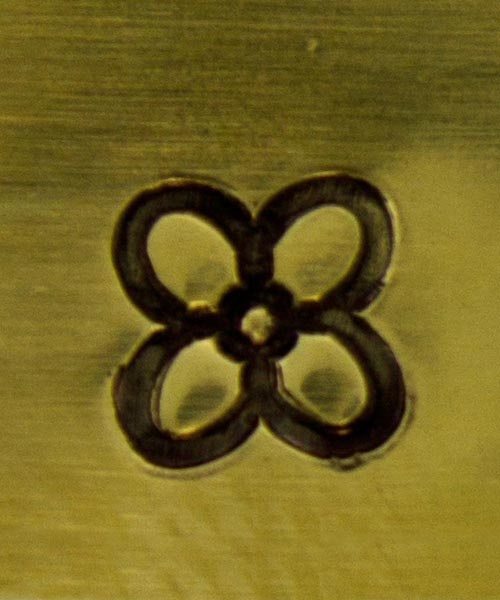 PN5101 = CONTEMPORARY DESIGN STAMP - Flower