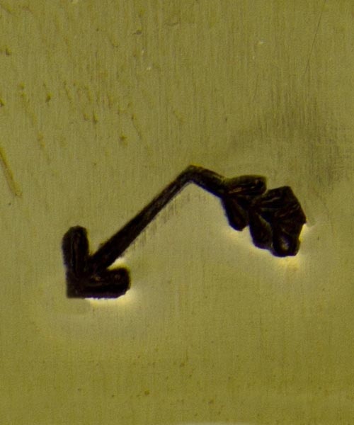 PN5676 = DESIGN STAMP 6mm - broken arrow