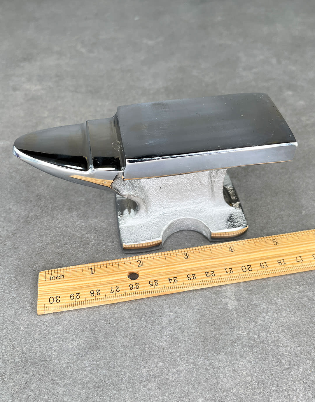 AN554 = Anvil - Horn Shaped  2lb Flat Top