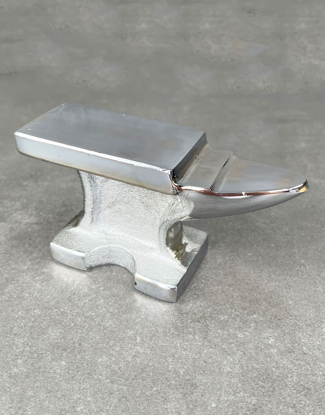 AN554 = Anvil - Horn Shaped  2lb Flat Top