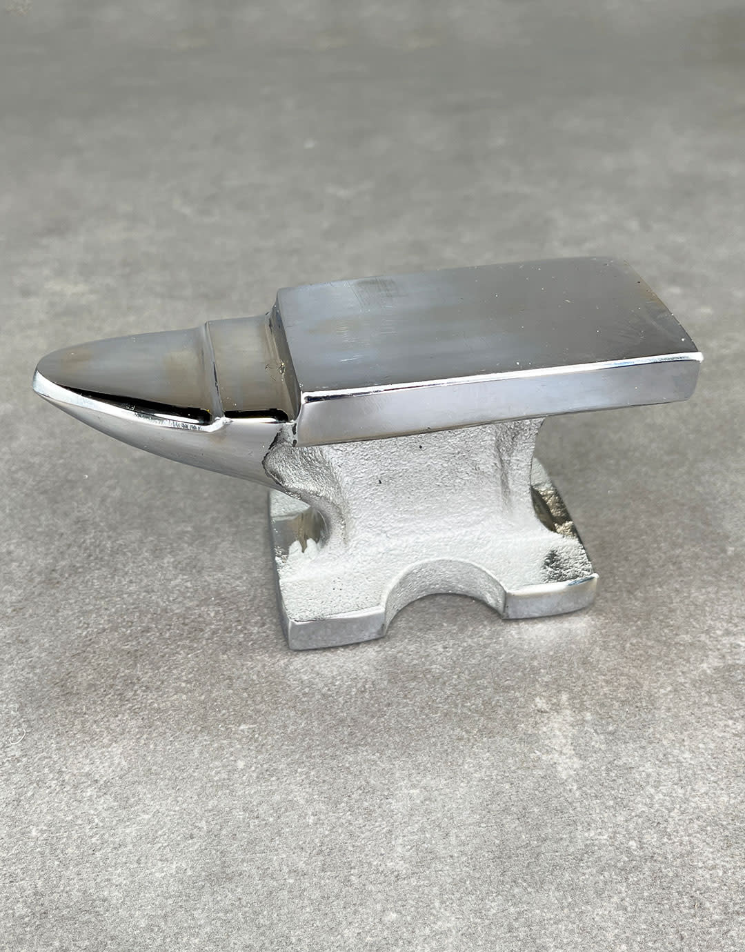 AN554 = Anvil - Horn Shaped  2lb Flat Top